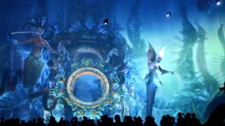 Video : China : 3D 360 degree light and water show, Macau