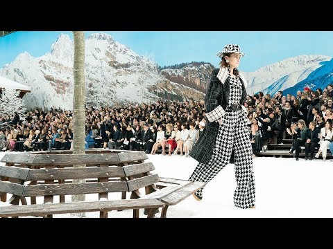 Chanel | Fall Winter 2019/2020 Full Fashion Show | Exclusive