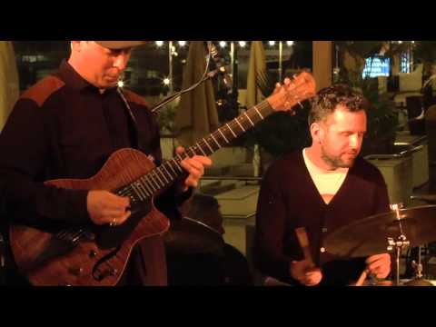 Peter Beets Trio with Kurt Rosenwinkel -  Along came Betty