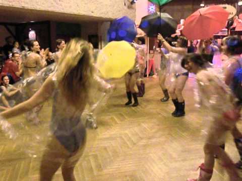 Antybál 2012 Zpívat jako déšť