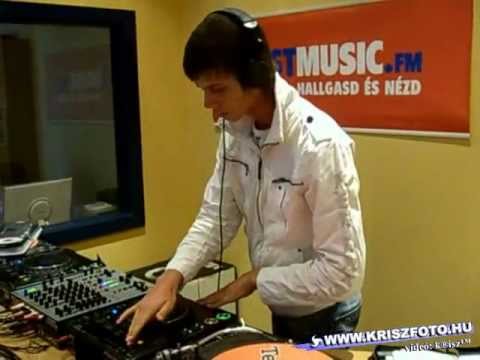Badgirls Radio Show Mixed by Degeo & Peet @ JustMusic.FM (Budapest) 27/04/2009 P2 (www.kriszfoto.hu)