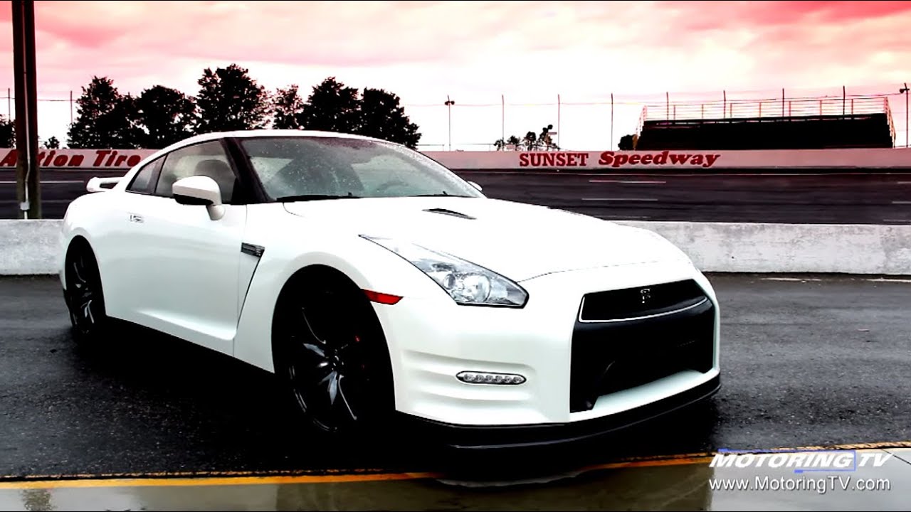 Two-Minute Test Drive: 2013 Nissan GT-R