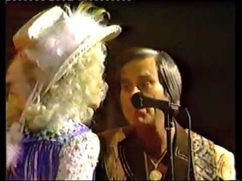 George & Tammy-Two Story House