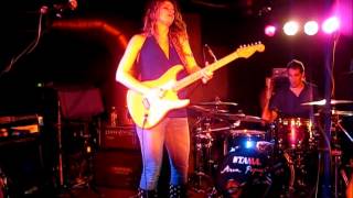 Ana Popovic - One Room Country Shack Solo, (Regensburg 2012) Live