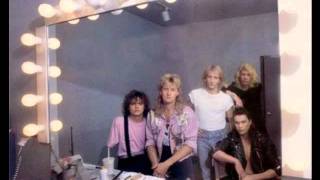 Def Leppard - Kiss the day