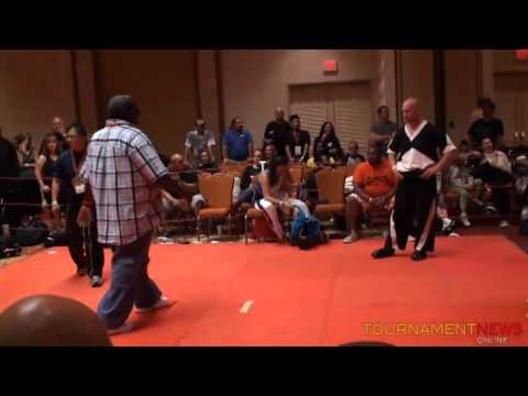 Jackie Holmes vs Marielle Elliot at Sin City Rumble 2011