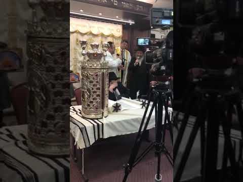 Rabbi Yigal Haimoff  with Yishai ben haim -Ani aeved אני העבד-הרב יגאל חיימוב וישי בן חיים