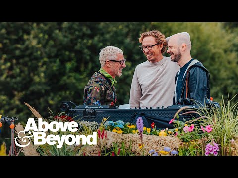 Above & Beyond and Justine Suissa  - Almost Home (A&B Deep Mix) (Live at #ABGT450 Deep Warm Up Set)