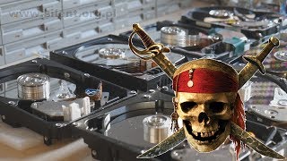 The Floppotron: Pirates of the Caribbean - Hes a P
