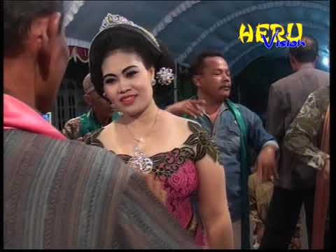 LARANG UDAN   JOKO MPLARAT // GIYANTINI Cs // sUKOLARAS