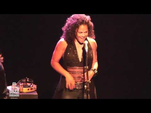 Dawn Tyler Watson et/and Paul Deslauriers (2011-06-25) Festival International de Jazz de Montréal