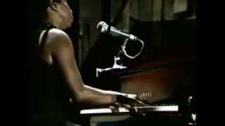 Nina Simone singing STARS (Live at Montreux,1976)
