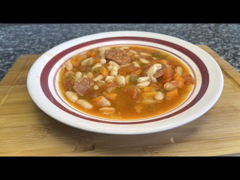 ¡Las alubias blancas con chorizo más ricas! Receta tradicional