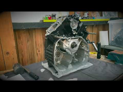 🎬 Honda CX500 cafe racer build. Crank Shaft installation. Ep 27. 🏁