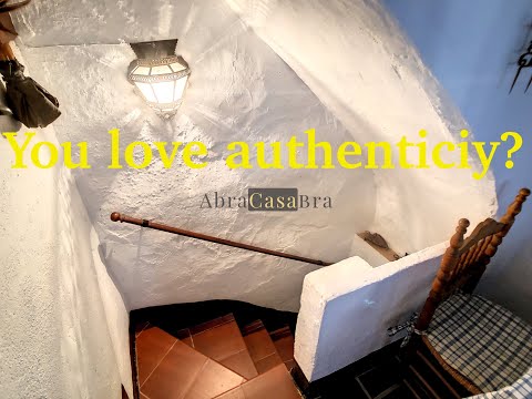 Wonderful 5 bedroom Townhouse in Canillas de Aceituno-Malaga