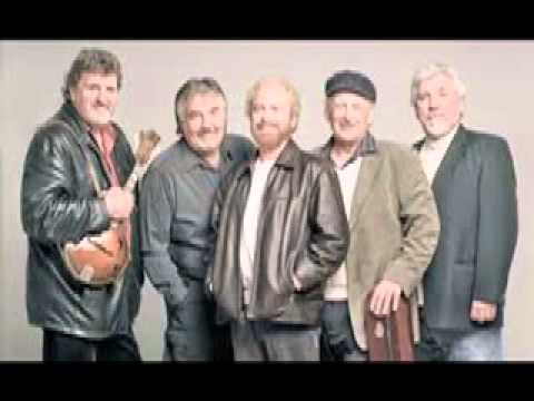 download lagu mp3 mp4 Belle Of Belfast City, download lagu Belle Of Belfast City gratis, unduh video klip Belle Of Belfast City