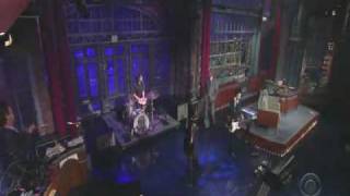 Yeah Yeah Yeahs - Down Boy on Letterman