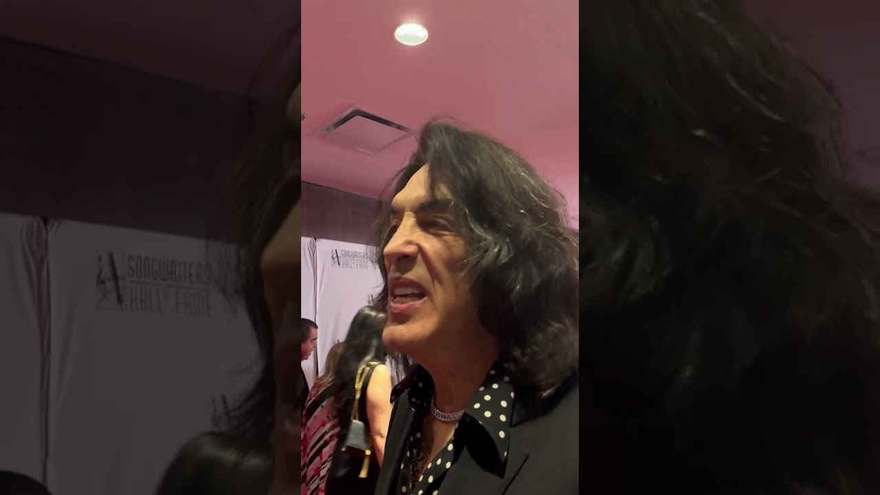 Paul Stanley on the first time Kiss appeared on the cover of Guitar Player magazine - YouTube
