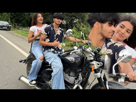Om Ne First Time BIKE Chala Di 😍 Ahana Ko Betha Ke 
