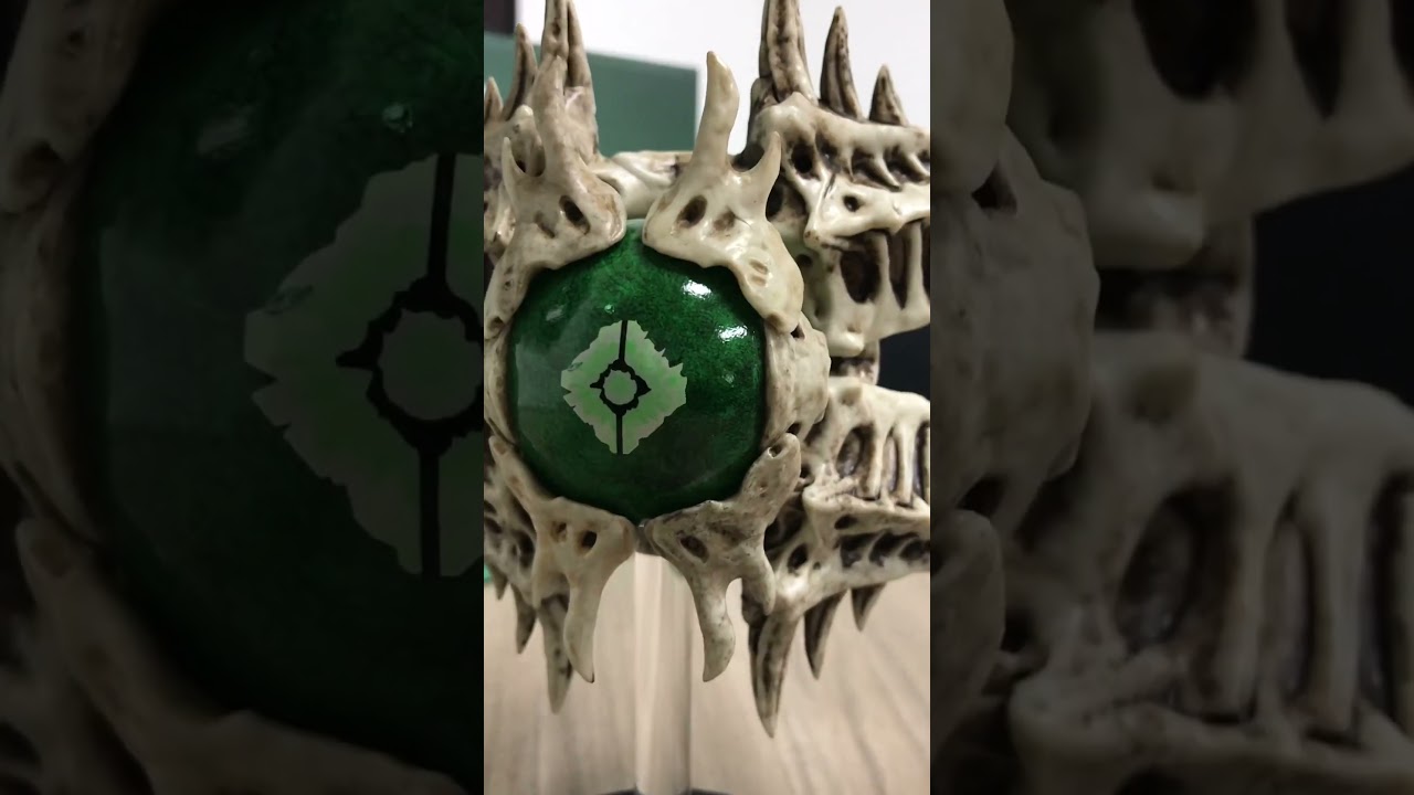 SOMEBODY COME LOOK AT THIS!!