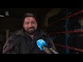 Terug naar Hamza om te vragen of hij de kippen al mist
