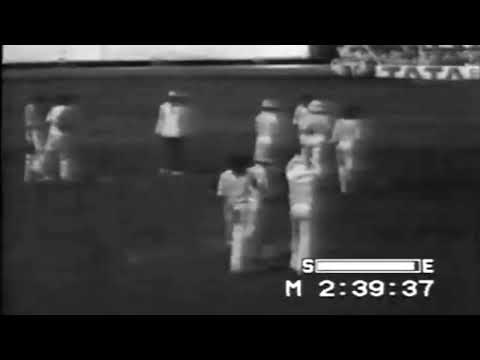Iqbal Qasim Pick Kapil Dev Wicket 3rd Test, Wankhede, December 16-20, 1979