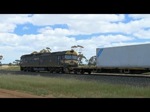 Australian Freight Train - Railways of Australia - PoathTV