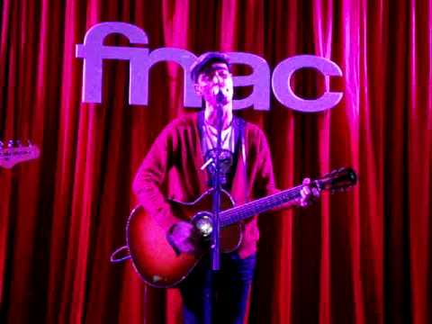 Paulo Praça - Um Amor Alheio