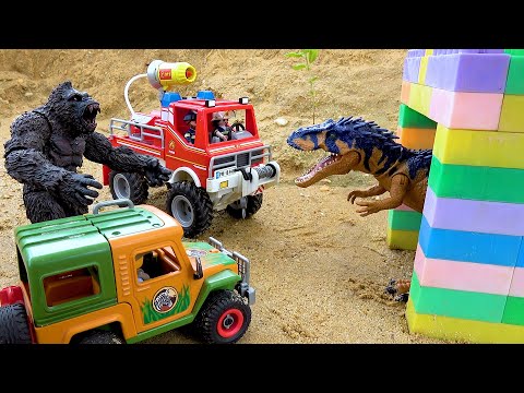 Fire Truck fighting with Dinosaurs | Giant transforming Cars | Battle between King Kong and Dinosaur