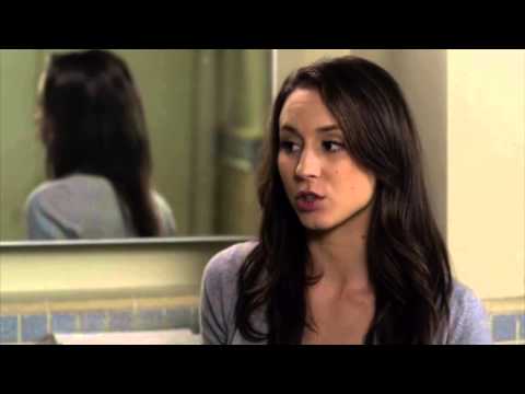 Pretty Little Liars - 3x14 - Mona finds a brain in her locker