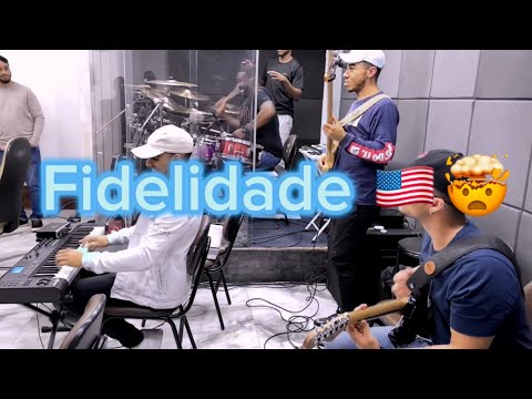 FIDELIDADE - PERUCHE ADORAÇÃO - (COVER)