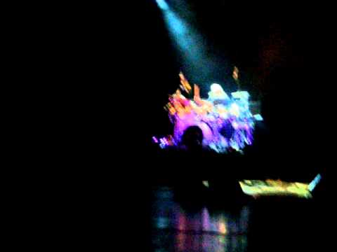 Alan white DRUM SOLO .MPG