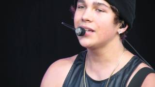 Austin Mahone singing &quot;I&#39;ll Be&quot; at the WV State Fair (8/11/13)