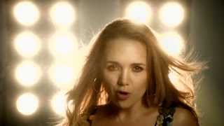 Videoklip: Lucie Vondráčková - Stůj s textom piesne Videoklip Lucie Vondráčková - Stůj s textom piesne