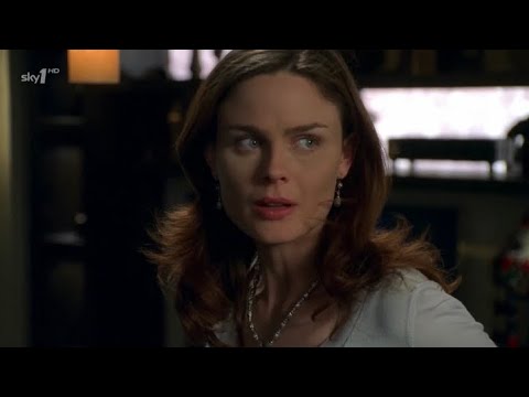 Bones 1x22 - Max calls Brennan