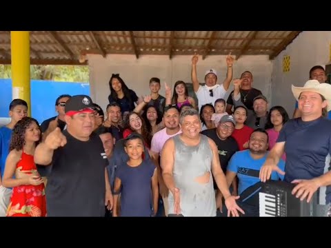 Elenco do novo filme Agora Bem Ai 8.