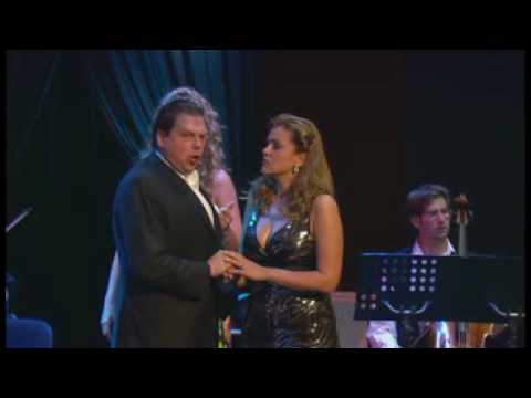 Annette Dasch - Don Giovanni - 2009 [1-2_06-35]