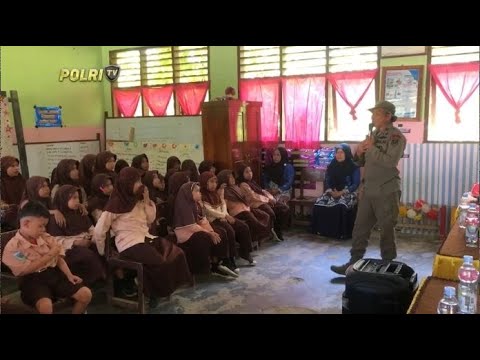 SATGAS MADAGO RAYA PERKUAT WAWASAN KEBANGSAAN SISWA DI SDN PASAU POSO