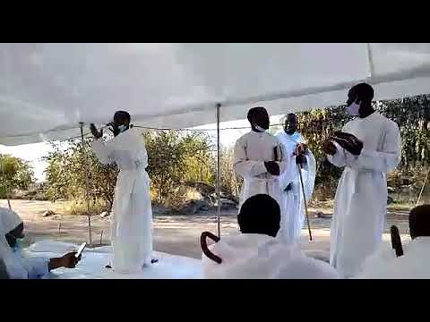 Ha modimo a le teng haayo mathata