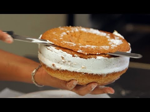 download lagu mp3 mp4 How To Shape A Cake, download lagu How To Shape A Cake gratis, unduh video klip How To Shape A Cake