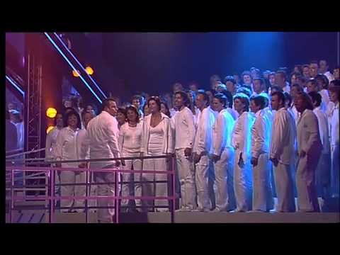 Re-flax Korenslag S01E2, Dolly Dots medley