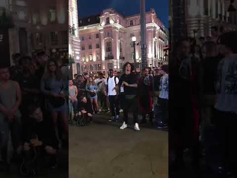 Laurent [Les Twins] | Buya - Chris IDH