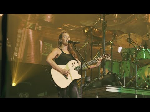 Caroline Jones - Zac Brown Band The Comeback Tour Diary #5