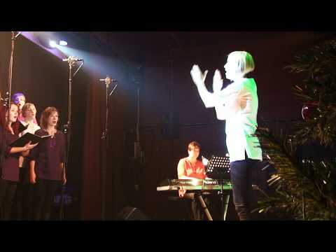 Konguta segakoor Elva Väikelastekodu kontserdil 2011 detsembris