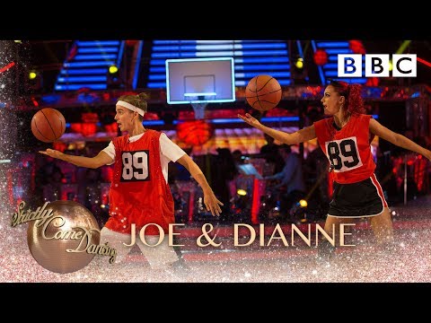 Joe Sugg and Dianne Buswell Street to 'Jump Around' by House of Pain - BBC Strictly 2018
