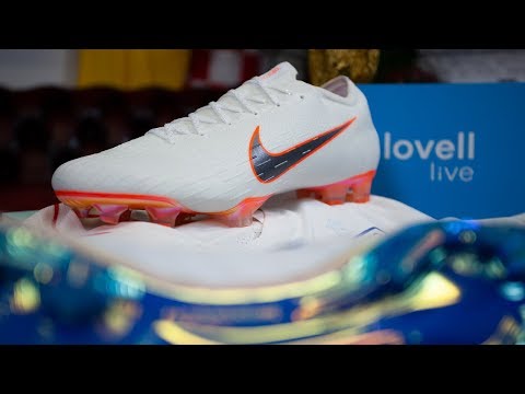 Lovell Live! Show 3. The World Cup, Kane & Ronaldo, & a World Cup football challenge.