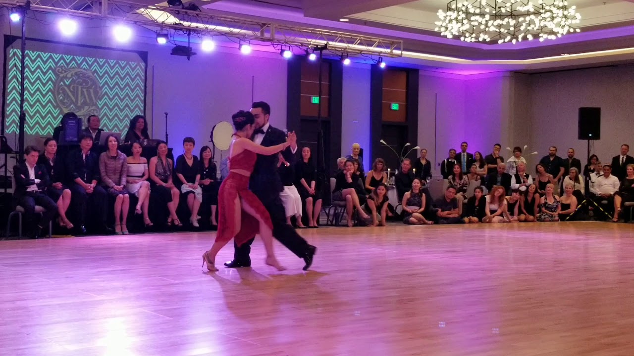 Clarisa Aragon & Jonathan Saavedra - performance 2 on 7/4/18 at Nora's tango week