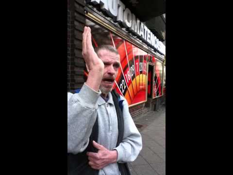 Ehemaliger Christ konvertiert zum islam, Allah rechtleitet wenn er will..!!