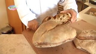 preview picture of video 'Cerchiara di Calabria: la tradizione del pane fatto in casa'