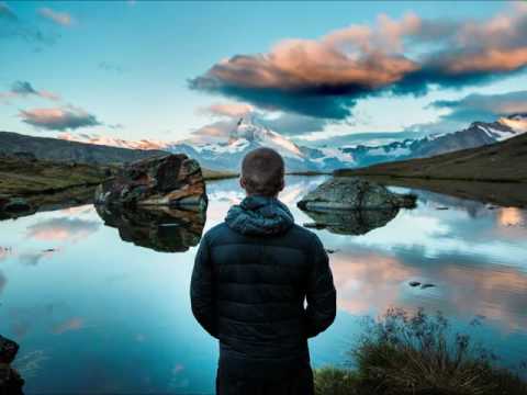 Adventure of a Lifetime vs. Glance To The Future (Nicky Romero Mashup)